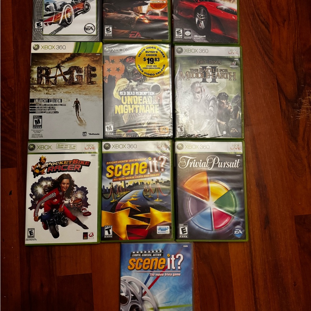 Xbox 360 Video Game Bundle - Green Cases